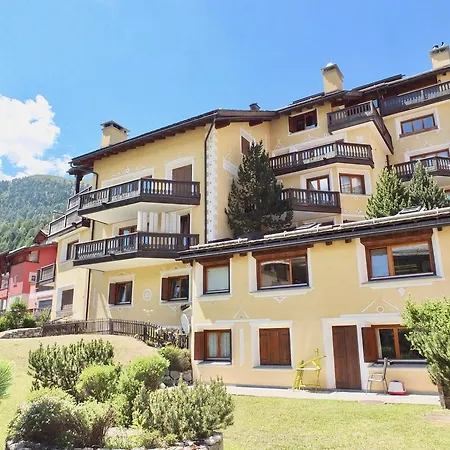 Corvatsch 3/47 公寓